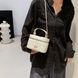 Женская сумка косметичка 10484 Vanity Bag кросс-боди белая молочная на цепочке 10484-2 фото 4