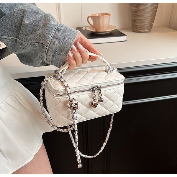 Жіноча сумка-косметичка 85063 Vanity Bag крос-боді біла молочна 10534-2 фото