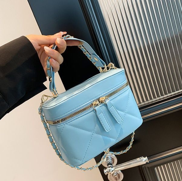 Женская сумка косметичка 10484 Vanity Bag кросс-боди голубая на цепочке 10484-5 фото