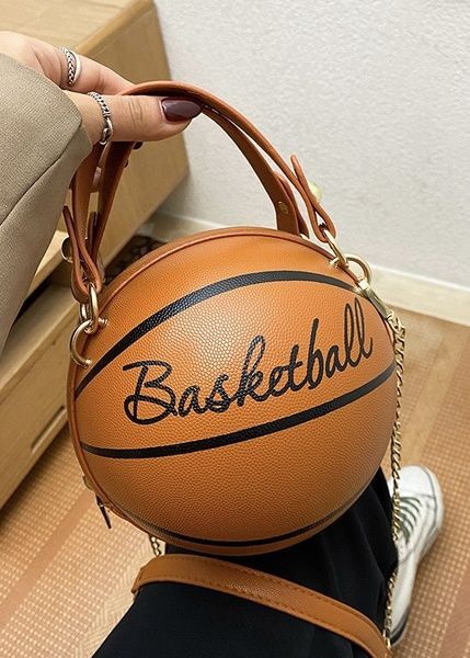 Жіноча кругла сумка BASKETBALL м'яч на ланцюжку коричнева 10295-3 фото