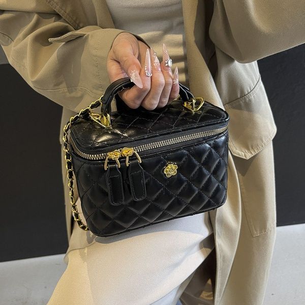 Жіноча сумка-косметичка 2479 Vanity Bag крос-боді чорна 10562-1 фото