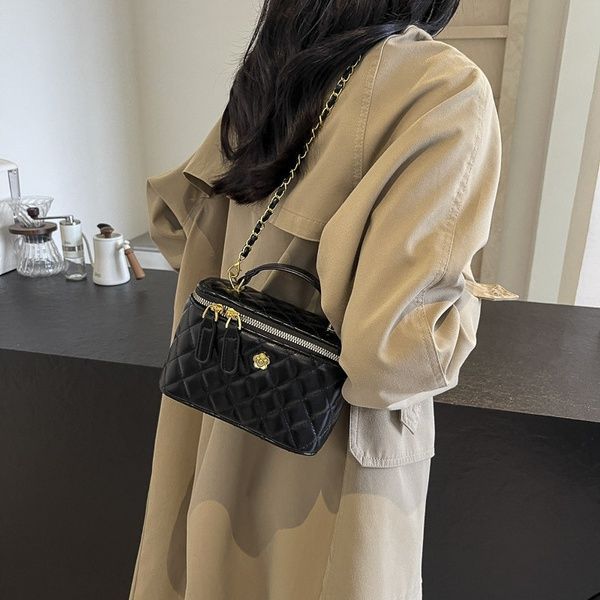 Жіноча сумка-косметичка 2479 Vanity Bag крос-боді чорна 10562-1 фото
