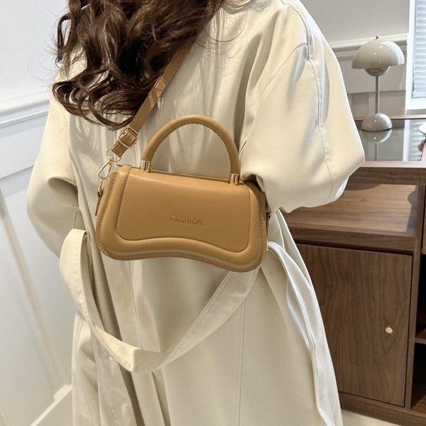 Жіноча сумка Fashion 8414 крос-боді бежева 10356-4 фото