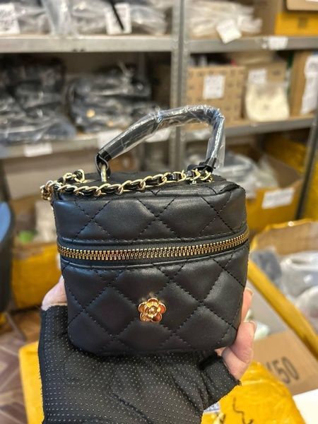 Жіноча сумка-косметичка маленька 10660-SMALL Vanity Bag крос-боді чорна 10660-1 фото
