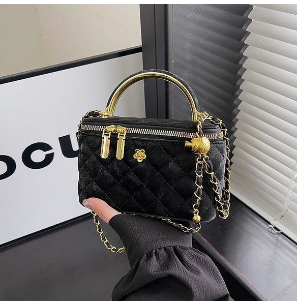 Женская сумка-косметичка 2814 1032 Vanity Bag велюровая кросс-боди черная 10402-1 фото