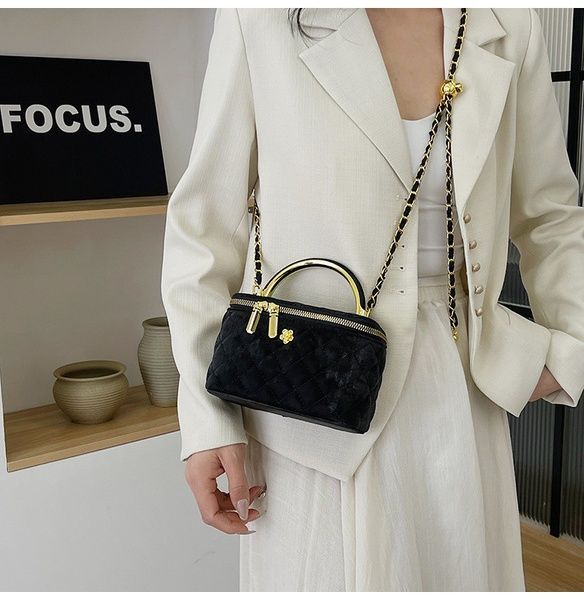 Женская сумка-косметичка 2814 1032 Vanity Bag велюровая кросс-боди черная 10402-1 фото
